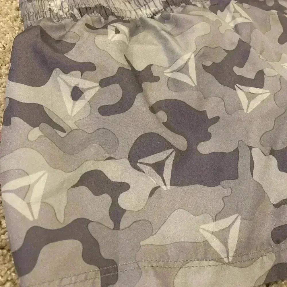 Reebok Girls Athletic Lined Shorts Sz. M-7/8 grey camouflage - Picture 4 of 8